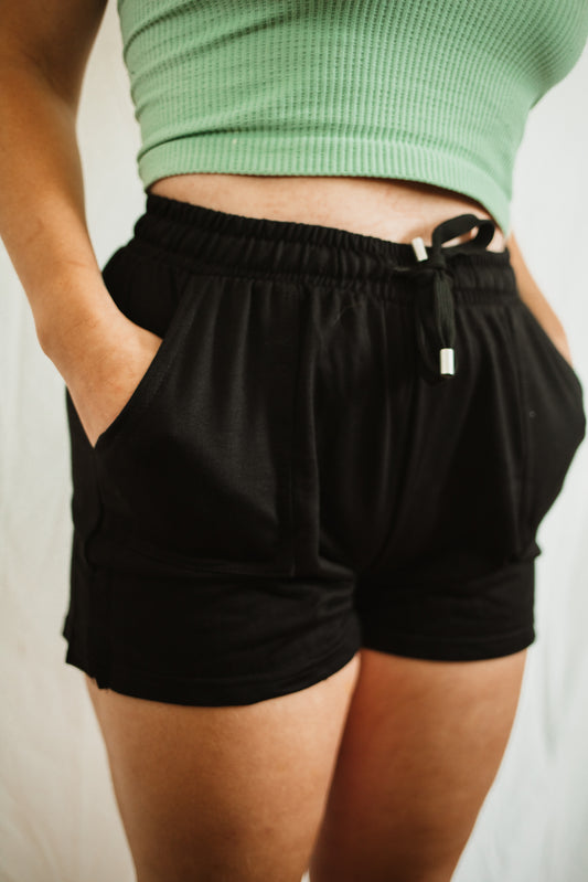 TERRY DAY OFF SHORTS (BLACK)